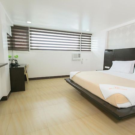 Sun Garden Hotel Tarlac Zewnętrze zdjęcie
